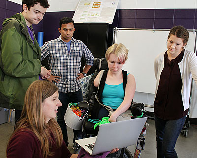 Kat Steele with students in lab